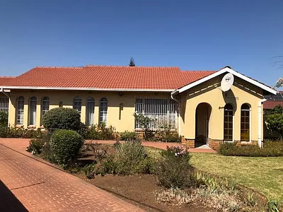 3 Bedroom House For Sale in Alberton - cWTG.webp