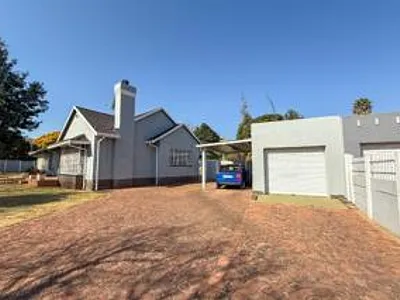 3 Bedroom House For Sale in Boksburg - Rcnb.webp