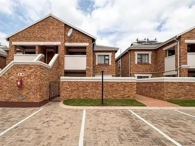3 Bedroom Townhouse For Sale in Beyers Park, Boksburg - img