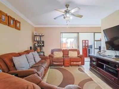 2 Bedroom Townhouse For Sale in Alberton - img