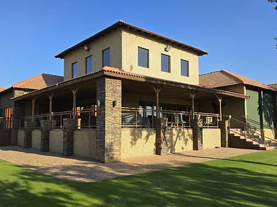 8 Bedroom House For Sale in Vanderbijlpark - Ku4e.webp