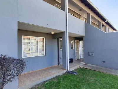 2 Bedroom Townhouse For Sale in Kempton Park - tSgX.webp