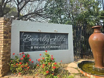 1 Bedroom Townhouse For Sale in Johannesburg - img