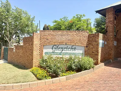 2 Bedroom Townhouse For Sale in Johannesburg - 7pP9.webp