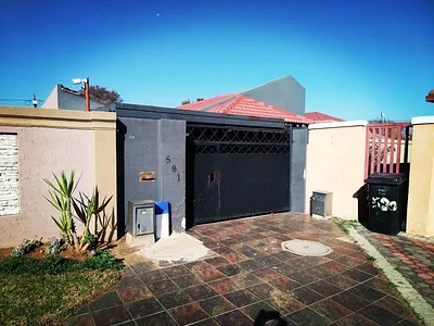 3 Bedroom House For Sale in Alveda, Johannesburg - mcno.webp