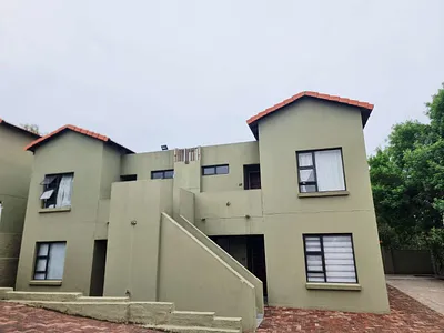 2 Bedroom Apartment For Sale in Randburg - dzgu.webp