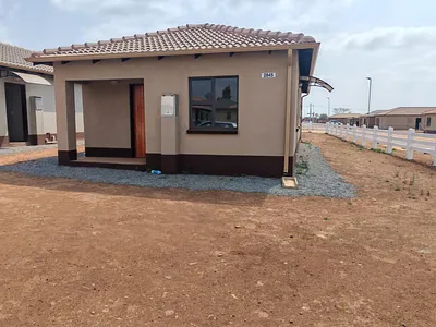3 Bedroom House For Sale in Alberton - 7iT3.webp