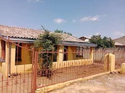 3 Bedroom House To Rent in Soweto - 9uSr.webp