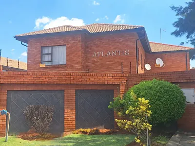3 Bedroom Townhouse For Sale in Alberton - aqTw.webp