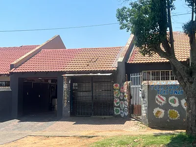 2 Bedroom House For Sale in Johannesburg - X25T.webp