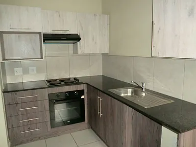 2 Bedroom Apartment For Sale in Benoni - KwS5.webp