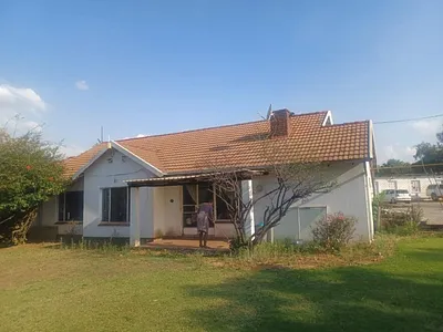 2 Bedroom House To Rent in Midrand - rL3f.webp