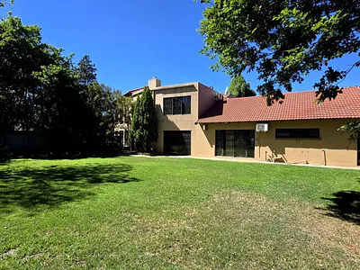 Commercial Property For Sale in Vanderbijlpark SW 5, Vanderbijlpark SW - ngTO.webp