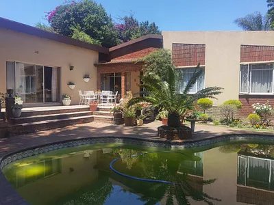 3 Bedroom House For Sale in Kempton Park - fVGD.webp