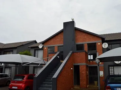 2 Bedroom Townhouse For Sale in Kempton Park - mppv.webp