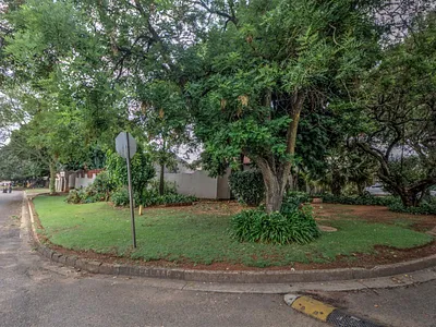 4 Bedroom House For Sale in Kempton Park - AdzZ.webp