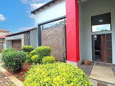 3 Bedroom House For Sale in Brakpan - 4wRl.webp