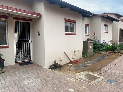 1 Bedroom Townhouse For Sale in Johannesburg - l25v.webp
