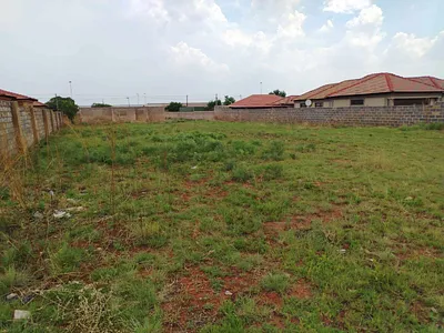 Vacant Land For Sale in Springs - V1Y1.webp