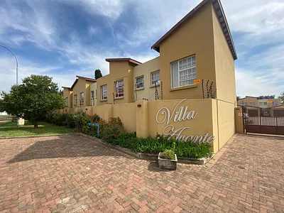 2 Bedroom Townhouse For Sale in Benoni - BOz3.webp