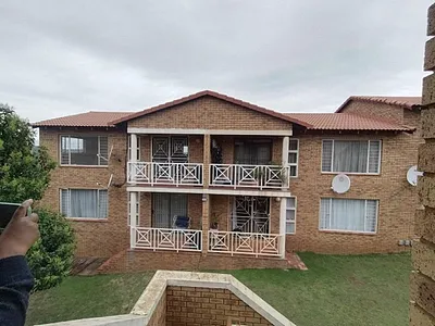 2 Bedroom Apartment For Sale in Johannesburg - HVJ2.webp