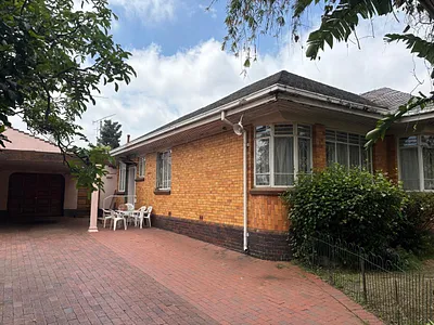 4 Bedroom House For Sale in Johannesburg - Ybgr.webp