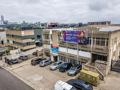 Apartment For Sale in Sandton - img