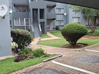 2 Bedroom Townhouse For Sale in Johannesburg - img