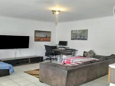 2 Bedroom Townhouse For Sale in Johannesburg - 3SUM.webp