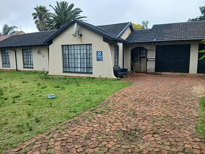 3 Bedroom House For Sale in Kempton Park - M22P.webp