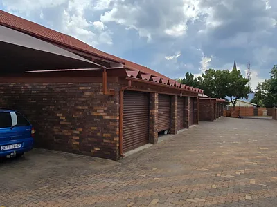 3 Bedroom Apartment For Sale in Alberton - oAUT.webp