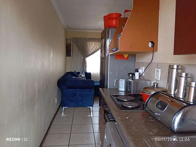 2 Bedroom Apartment For Sale in Kempton Park - dW6w.webp