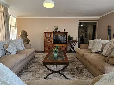 4 Bedroom House For Sale in Alberton - c23R.webp