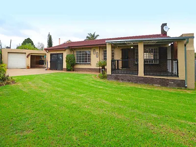 4 Bedroom House For Sale in Kempton Park - F4P4.webp