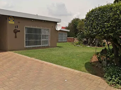 3 Bedroom House For Sale in Boksburg - yJTE.webp
