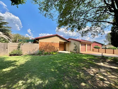 3 Bedroom House For Sale in Boksburg - asTO.webp