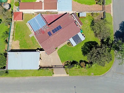 4 Bedroom House For Sale in Kempton Park - uGT5.webp