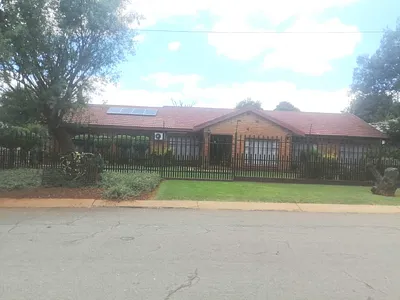 5 Bedroom House For Sale in Delmas - 2ibX.webp