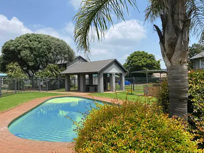 2 Bedroom Townhouse For Sale in Johannesburg - YeZi.webp