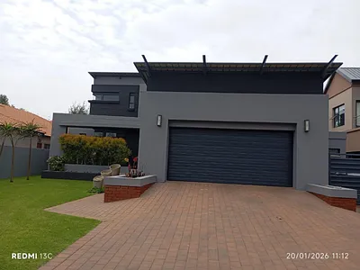 4 Bedroom House For Sale in Kempton Park - uuCQ.webp