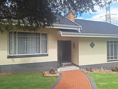 3 Bedroom House For Sale in Germiston - 5upS.webp