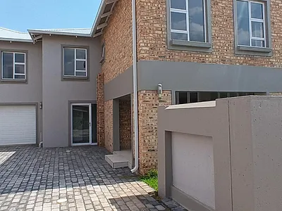 4 Bedroom House For Sale in Beyers Park, Boksburg - UT5o.webp