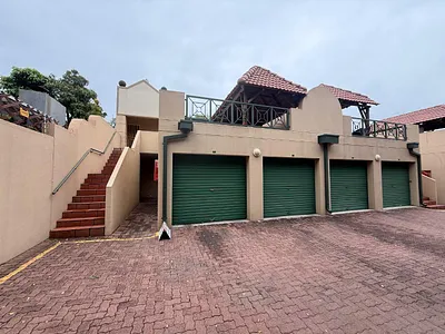 2 Bedroom Townhouse For Sale in Alberton - QQXq.webp