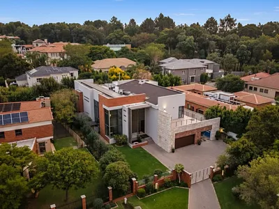 5 Bedroom House For Sale in Edenvale - Ur1i.webp