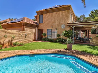 4 Bedroom House For Sale in Benoni - ZagT.webp