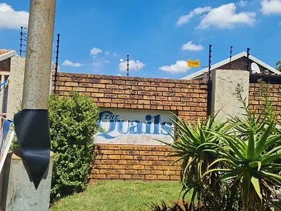 3 Bedroom Townhouse For Sale in Boksburg - 4xgc.webp