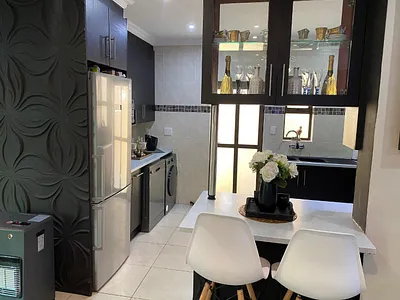 3 Bedroom Townhouse For Sale in Springs - oeag.webp