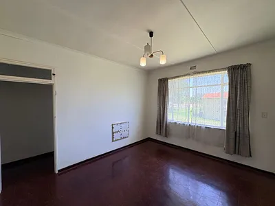 2 Bedroom Apartment For Sale in Johannesburg - j1Wf.webp