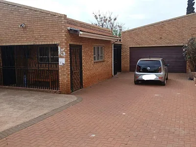 3 Bedroom House For Sale in Alberton - ZDpa.webp