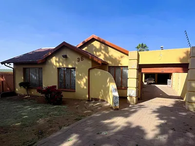 3 Bedroom House For Sale in Johannesburg - Oi4Y.webp